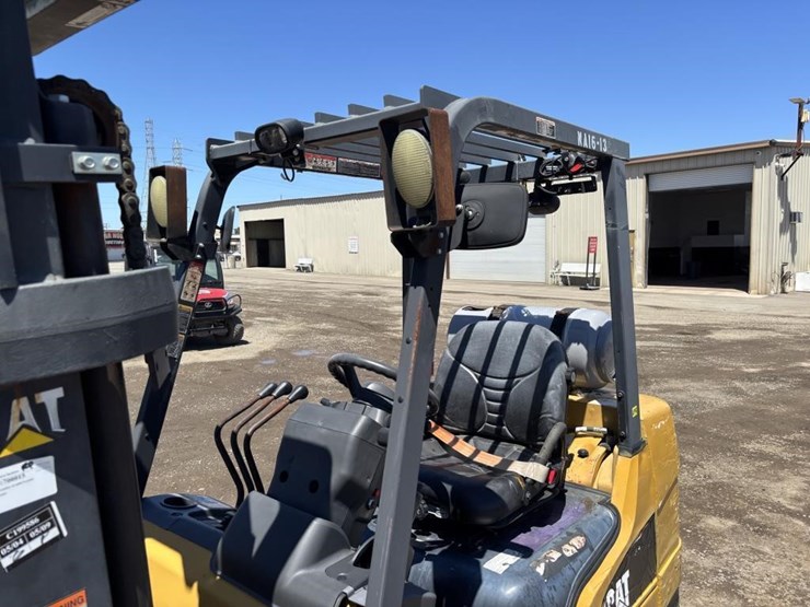 2015-caterpillar-2c6000-image-16