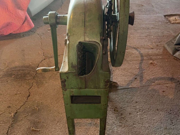 john-deere-1b-corn-sheller-image-10