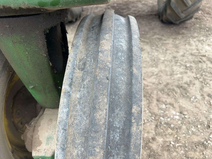 john-deere-70-image-16