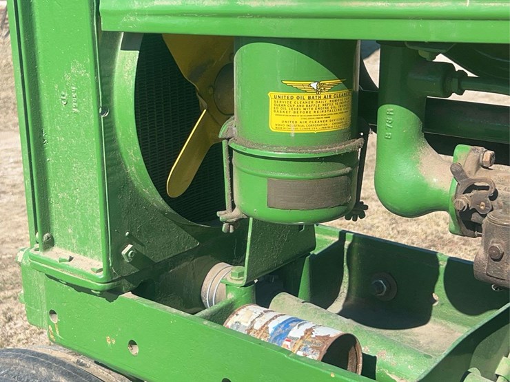 john-deere-model-b-image-67