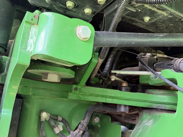 2017-john-deere-9570rx-image-37