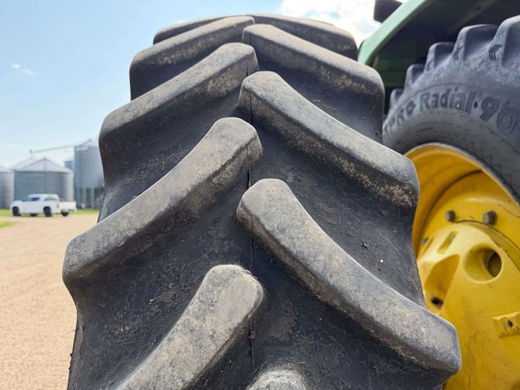 1992-john-deere-4760-image-29