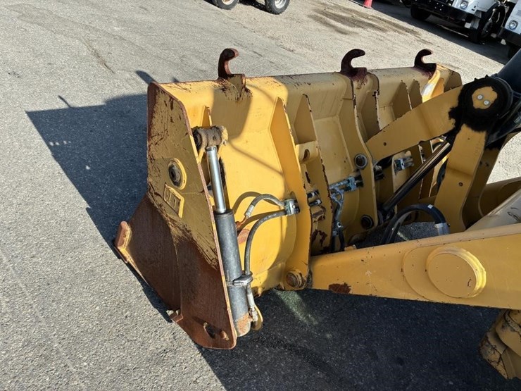 2008-caterpillar-430e-image-8