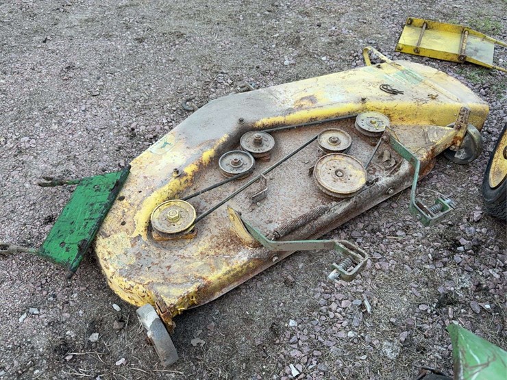 john-deere-110-image-45