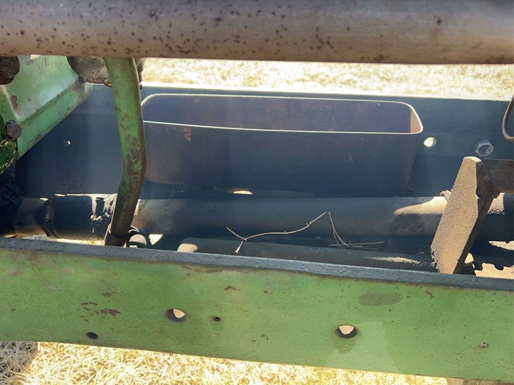 john-deere-530-image-24