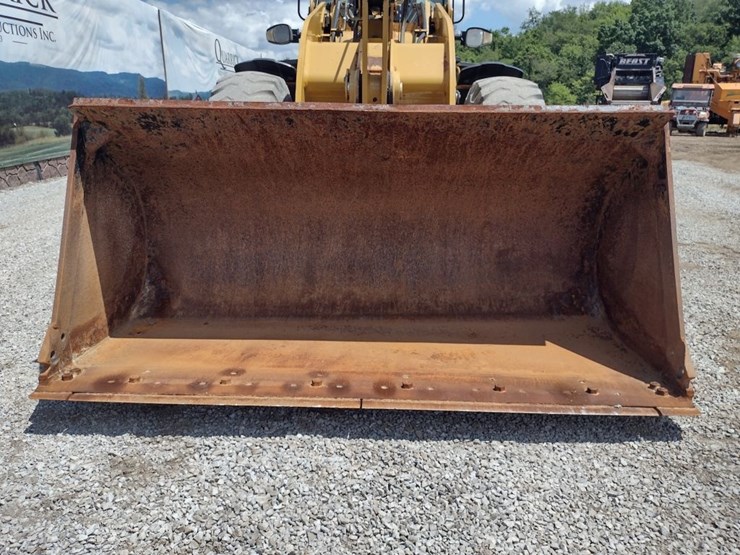 caterpillar-928h-image-25