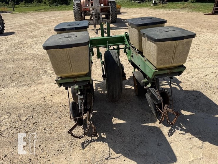 john-deere-7000-image-5