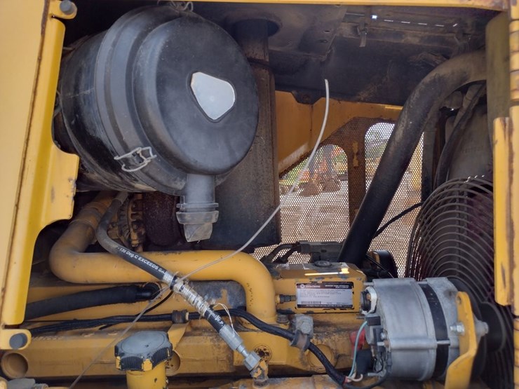 deere-700h-lt-image-32
