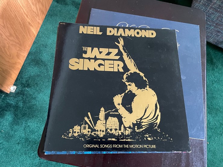 #7323-•-(4)-vinyl-records-image-11