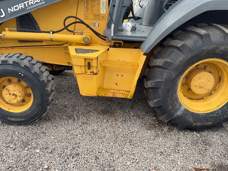 deere-310j-image-11