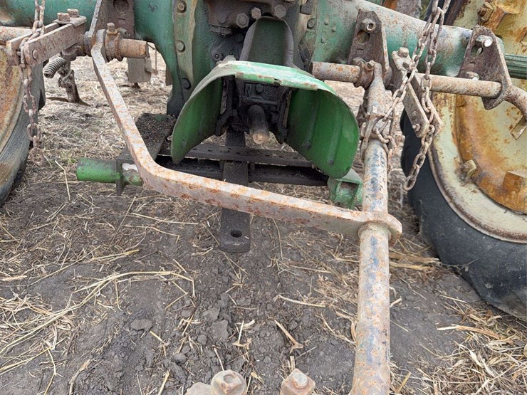 john-deere-b-image-28
