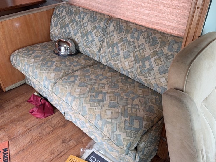 #3000-•-2007-winnebago-vista-30'-motorhome-image-28