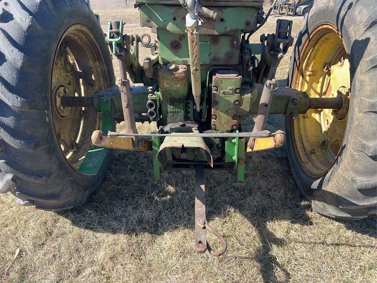 john-deere-530-image-37