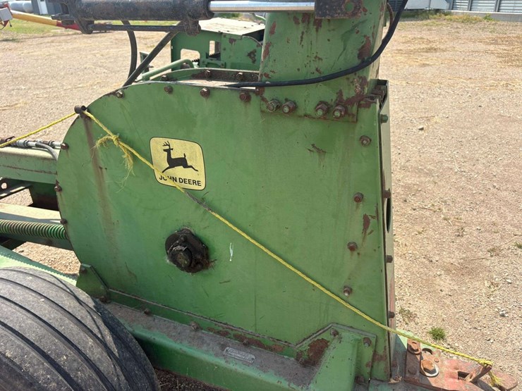john-deere-3800-image-23