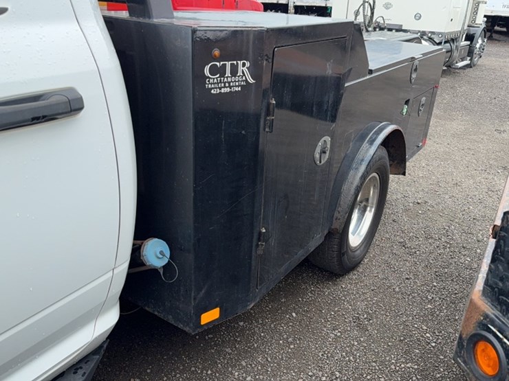 2018-dodge-3500-image-14