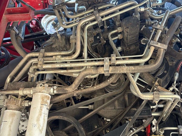 2020-case-ih-8250-image-34