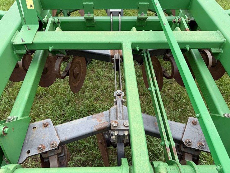 john-deere-2700-image-41