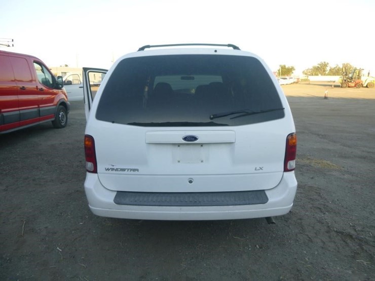2002-ford-windstar-image-21