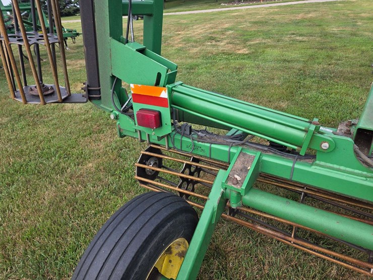 john-deere-200-image-17