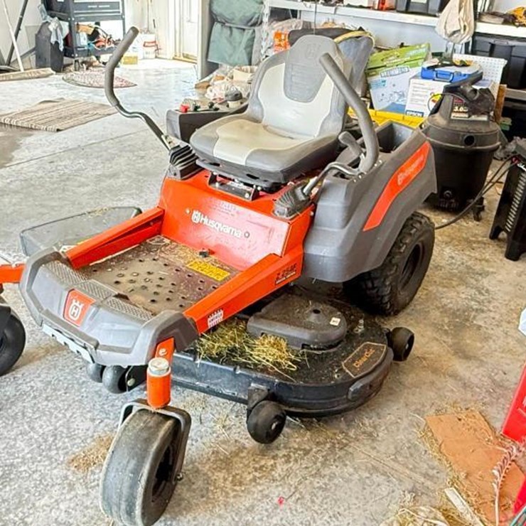 Husqvarna Z-254F Special Edition Riding Mower