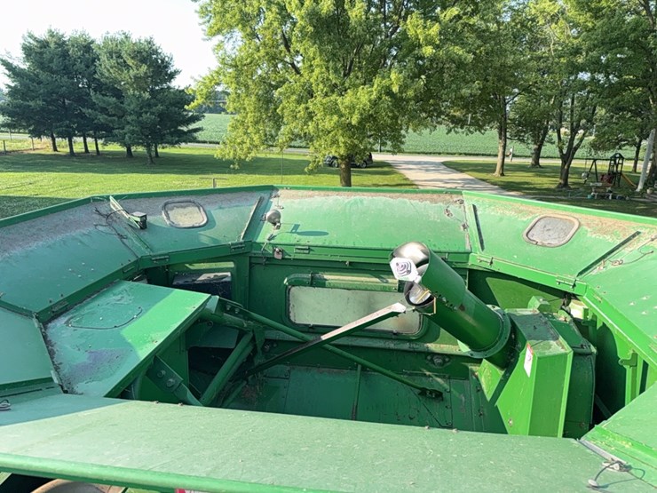 1991-john-deere-9500-image-43