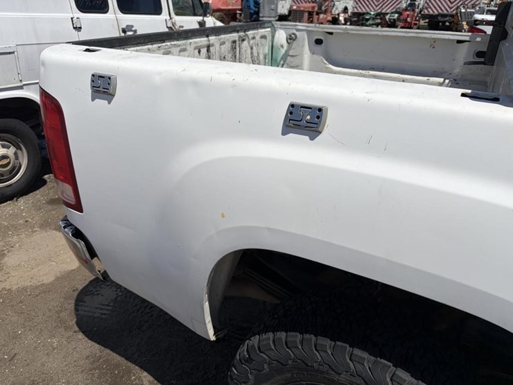 2012-gmc-sierra-3500hd-image-6