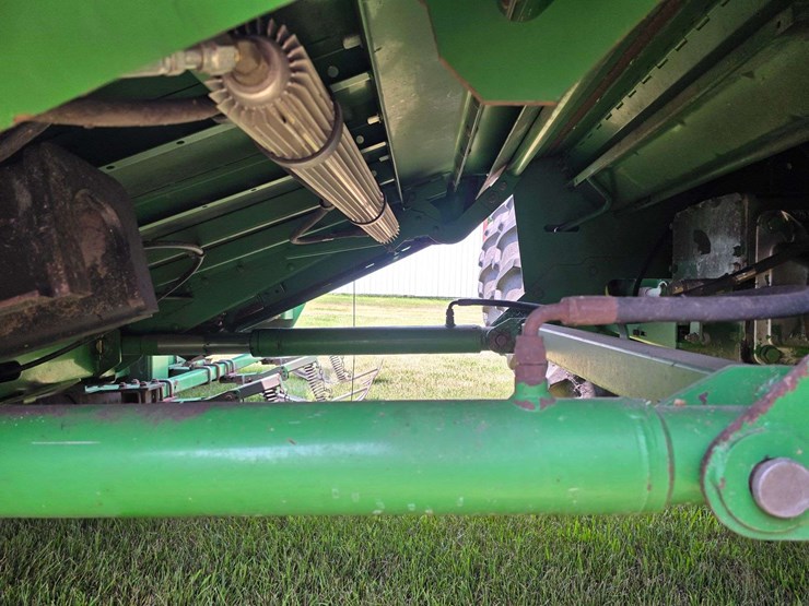 2007-john-deere-9760-sts-image-15