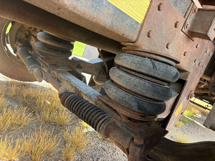 1986-mack-valueliner-image-51