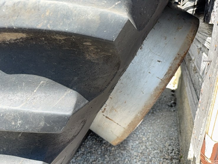 firestone-20.8r38-t-rail-duals-image-10
