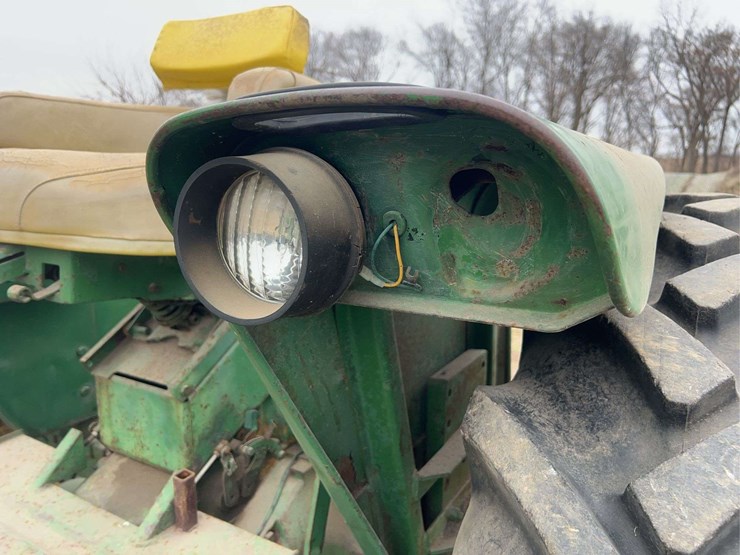 2010-john-deere-2010-image-55