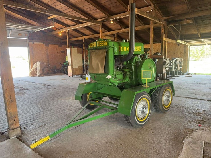 1947-john-deere-model-w-111-power-unit-and-trailer-image-1