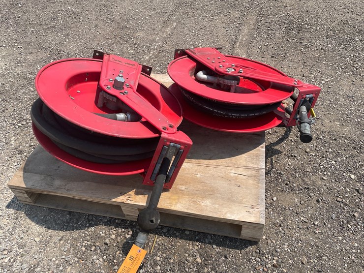 #4591-•-(2)-hose-reels-image-1