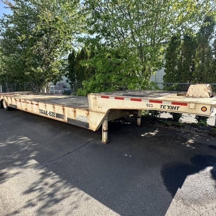 2006 Trail-Eze TE70T T/A Hydraulic Tail Trailer