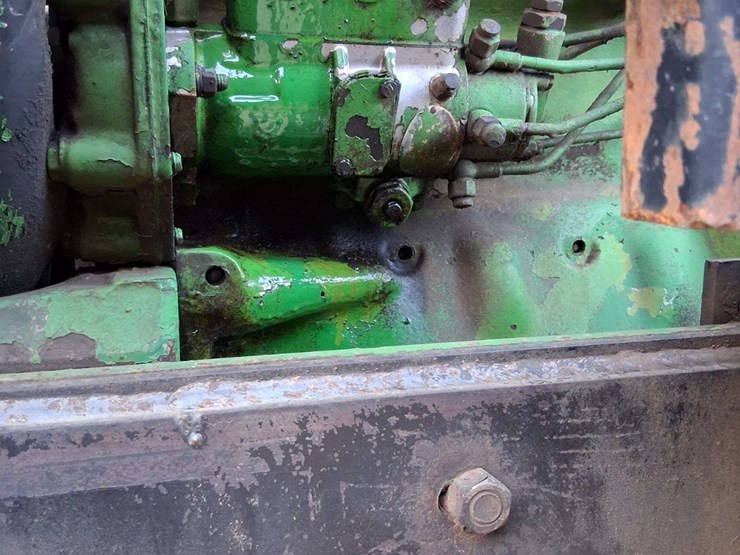 1982-john-deere-2940-image-2