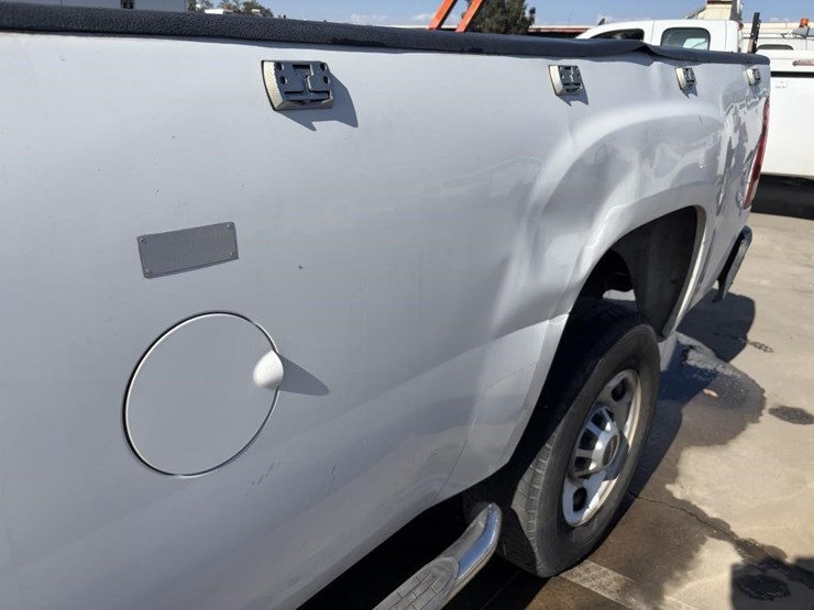 2012-gmc-sierra-2500hd-image-13