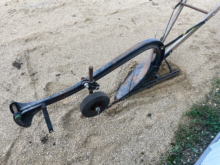 #4687-•-walk-behind-single-bottom-plow-image-6