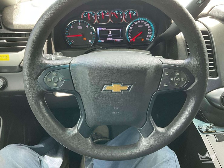 2018-chevrolet-tahoe-image-15