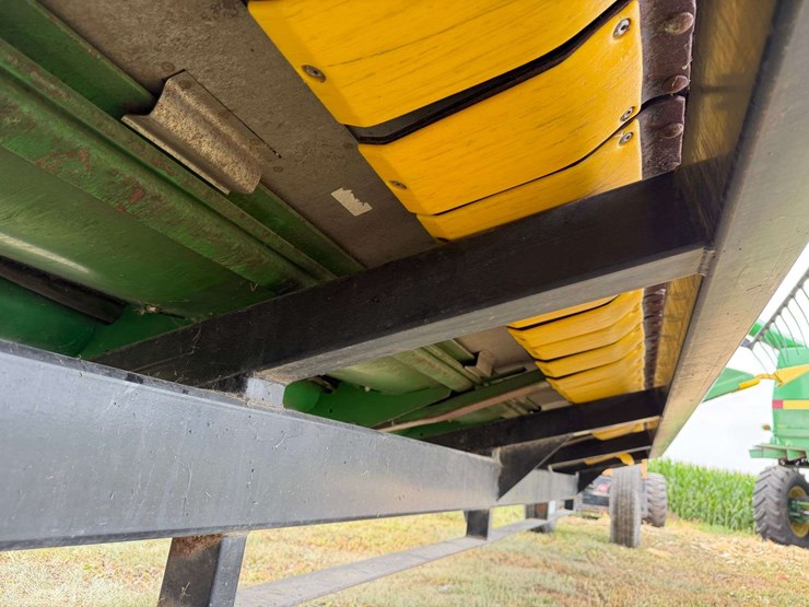john-deere-630f-image-34