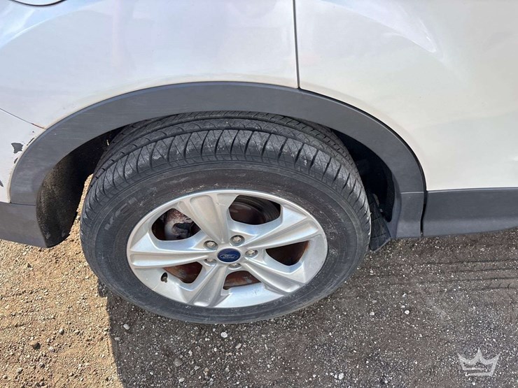 2015-ford-escape-image-24