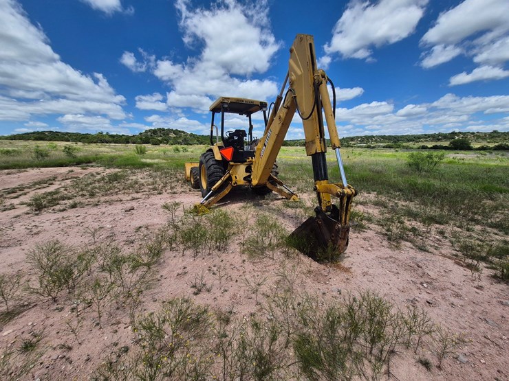 deere-410d-image-4