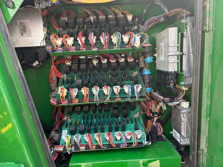 2012-john-deere-7750-image-65