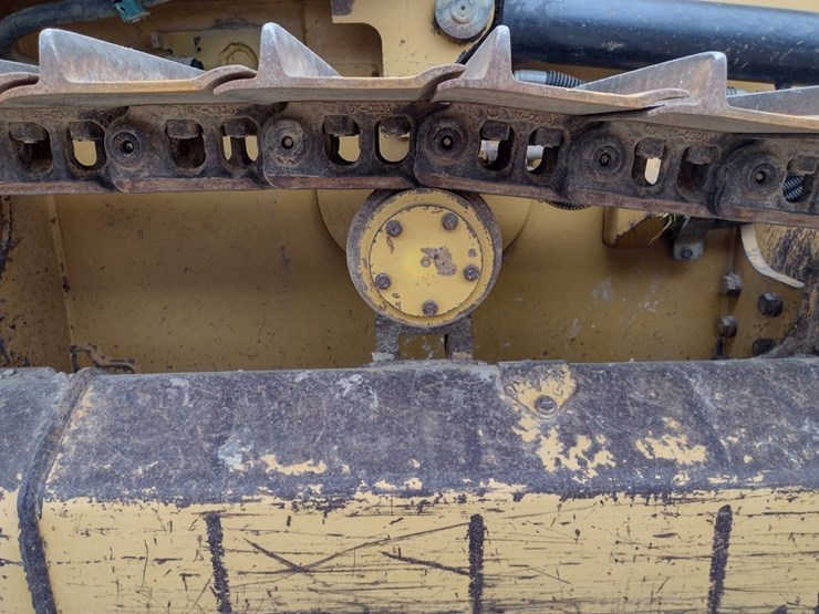 caterpillar-d4k2-xl-image-31
