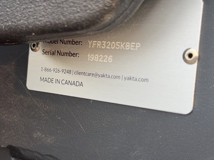 #3097-•-yakta-yxr-320-zero-turn-mower-image-12