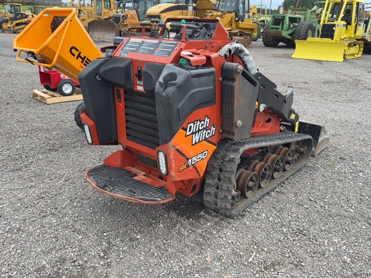 #2083-•-2021-ditch-witch-jk-1550-track-mini-skid-steer-image-7