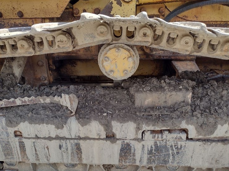 caterpillar-d4c-image-31