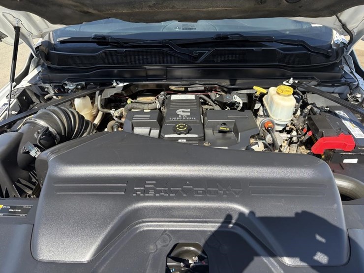 2019-dodge-ram-5500hd-image-9