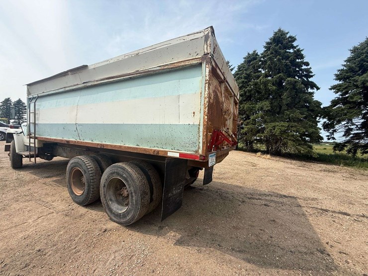 1974-international-loadstar-image-5