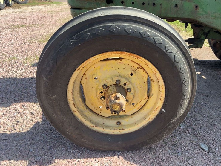 john-deere-70-image-99