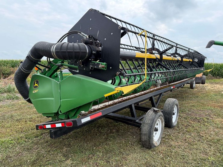 john-deere-630f-image-5