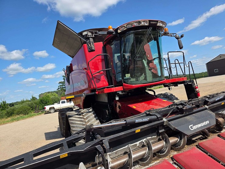 2013-case-ih-8230-image-7